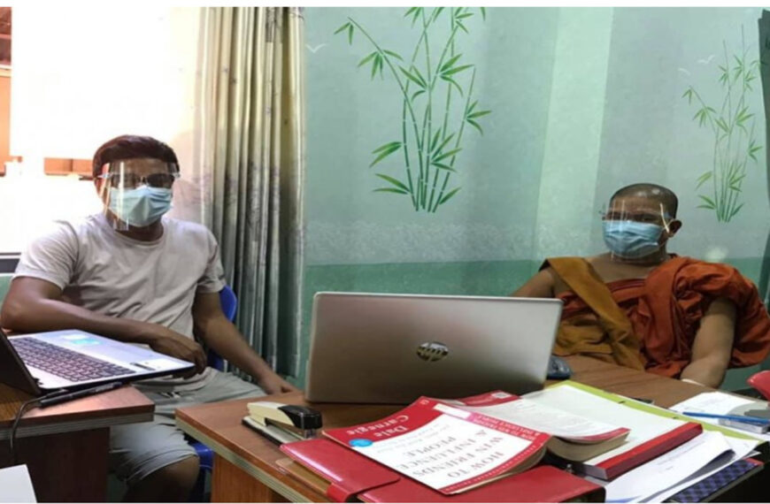 ကက်သလစ် နှင့် ဗုဒ္ဓဘုန်းတော်ကြီး နှစ်ပါး Thesis စာတမ်းပြုစုရာတွင် Mask များတပ်၍ အလုပ်လုပ်ကြ