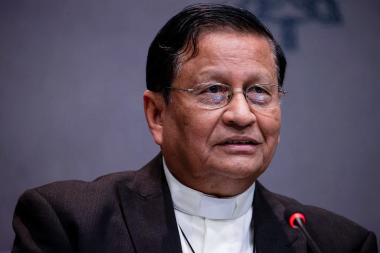 ပုပ်ရဟန်းမင်းကြီးအသစ်သည် ငြိမ်းချမ်းရေးရဲ့ မီးရှူးတန်ဆောင်ဖြစ်ပါစေကြောင်း ကာဒီနယ်ချားလ်ဘို မှဆုတောင်းပေး။