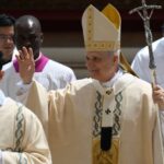 သာသနာတာ်သည် မုန့်ကိုကြီးထွားစေသော တဆေးကဲ့သို့ စည်းလုံးခြင်းနှင့် ချစ်ခြင်းမေတ္တာကို တိုးပွား စေသော တဆေးလေးများဖြစ်ကြရမည်။