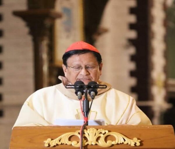 ရန်ကုန်ကက်သလစ်ဂိုဏ်းချုပ်သာသနာပိုင် ဆရာတော်ကြီး ကာဒီနယ်ချားလ်စ်ဘိုဟောကြားသော သန့်ရှင်းသော ပုဂ္ဂိုလ်သုံးပါးတစ်ဆူဘုရားပွဲ ဩဝါဒ ~~~~~~