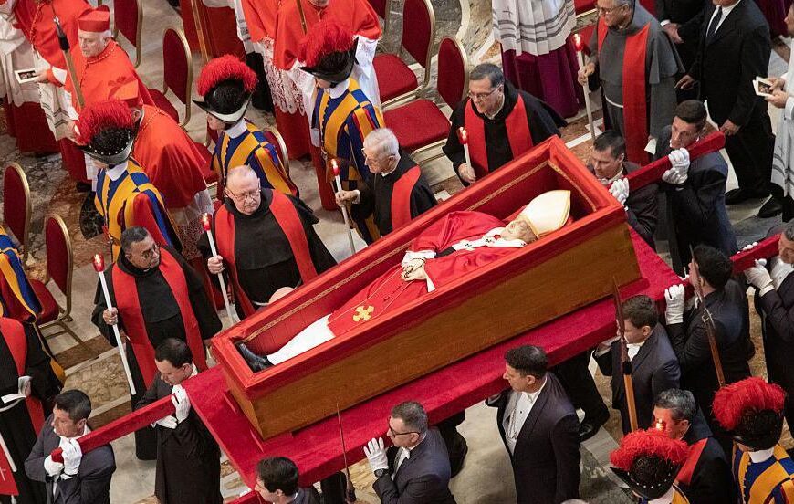 ရဟန်းမင်းကြီးဖရန်စစ်အားဘုရားသခင်ပြန်လည်သိမ်းပိုက်ခဲ့သည့် (၅) လပြည့်အလွမ်း