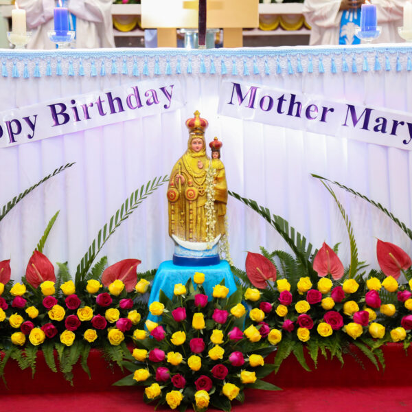 ဗေလန်ကန်နီကျန်းမာခြင်းမယ်တော် ပွဲနေ့ကျင်းပ။