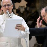 ရဟန်းမင်းကြီးလလီယို (၁၄) သည်ဂျေရုဆလင်မှလာတင်းနှင့်ဂရိဩသိုဒေါစ့်ခရစ်ယာန် ဘာသာရေး ခေါင်းဆောင်တို့နှင့် ဂါဇာ ငြိမ်းချမ်းရေးပူးတွဲတောင်းဆို။