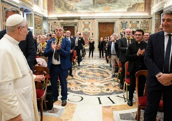 ငွေတိုးချေး အတိုးကြီး စားခြင်းသည်လူ၏နှလုံးသားကိုဖျက်ဆီးပြီး ဆင်းရဲသာများကို ကျွန်ဖြစ်စေသည်။