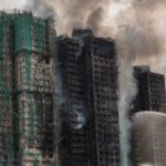 ပုပ်ရဟန်းမင်းကြီး လီယို ၁၄ ဟောင်ကောင်မီးဘေးသင့်ခံရသူများ အတွက် ဆုတောင်းပေး။