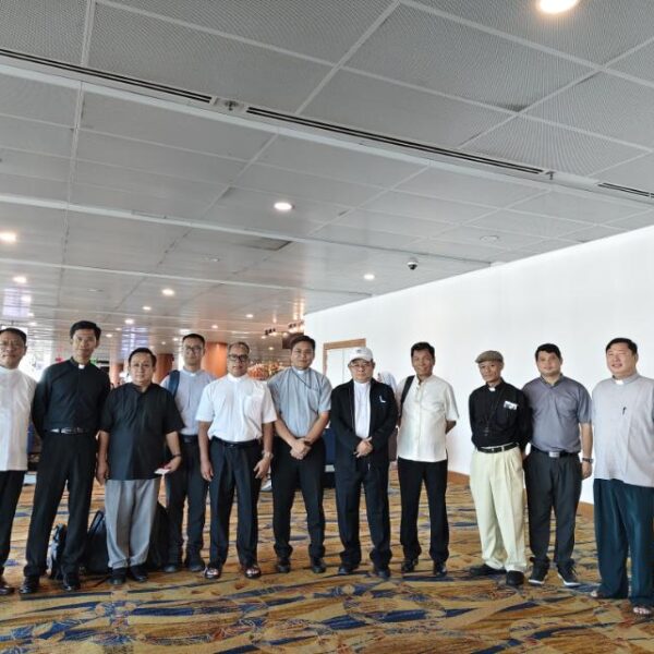 အာရှသာသနာပြုညီလာခံအတွက် မြန်မာကိုယ်စားလှယ်များ မလေးရှားသို့ သွားရောက်။