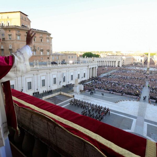 ချစ်ခင်လေးစားအပ်ပါသော ညီအစ်ကို မောင်နှမအပေါင်းတို့၊ မင်္ဂလာရှိသော တနင်္ဂနွေနေ့ဖြစ်ပါစေ။