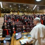 လူသားများကို ဆွဲဆောင်နေသည်မှာ အသင်းတော်မဟုတ် ခရစ်တော်သာလျှင် ဖြစ်သည် ဟု ကာဒီနယ် များ အစည်းအဝေး၌ ပုပ်ရဟန်းမင်းကြီး မိန့်ကြား။