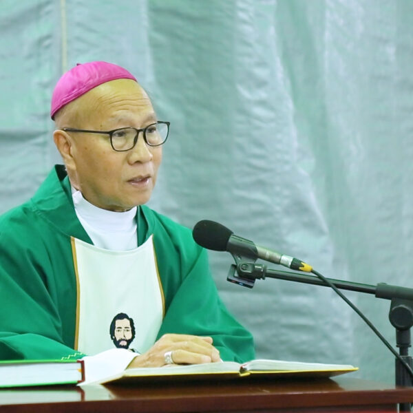 တရုတ်ကက်သလစ်ဘာသာဝင်မိသားစုများ၏ နှစ်သစ်ကူးပွဲနေ့ ဩဝါဒတရား။