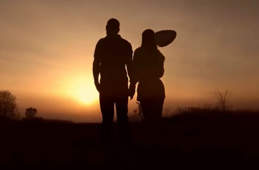 ဒီနေ့မှာ ရေစီးကြောင်းထဲမှာ Boy Friend, Girl Friend ထားကြတဲ့ အကြောင်းကို နည်းနည်း တင်ပြပေးချင်ပါတယ်။