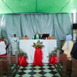 တရုတ်ကက်သလစ်ဘာသာဝင်မိသားစုများ၏ နှစ်သစ်ကူးကျေးဇူးတင်မစ္ဆားတရားပူဇော်ခြင်း။