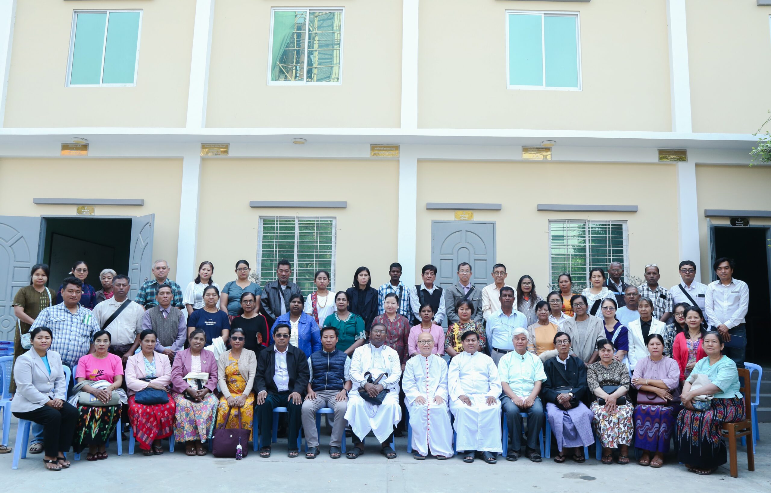 သာသနာ့အကျိုးဆောင်အဖွဲ့နှင့် ဘဏ္ဍာရေးကော်မတီတို့ တွေ့ဆုံဆွေးနွေးခြင်းအစည်းအဝေးကျင်းပ။