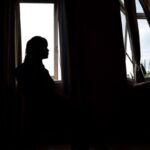 လူကုန်ကူးမှုတိုက်ဖျက်ရေးအတွက် အတူတကွ လက်တွဲဆောင်ရွက်ကြပါစို့ ။