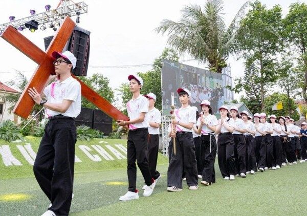 ဗီယက်နမ်လူငယ်ညီလာခံက သာသနာပြုတပည့်တော်များအဖြစ် အသစ်တဖန်ပြန်လည်နှိုးဆော်