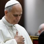 စစ်ကြောင့် ဘုန်းတော်ကြီးတစ်ပါး နှင့် သေဆုံးရသူများအတွက် ပုပ်ရဟန်းမင်းကြီးလီယို (၁၄) မှ ဝမ်း နည်းစကားဆိုကာ ငြိမ်းချမ်းရေးအတွက် တိုက်တွန်းနှိုးဆော်ခြင်း။