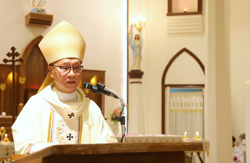 သန့်ရှင်း​သောရက်သတ္တပတ် ပါစကားအဖိတ်ည ​စ​နေနေ့ ကြီး ဩဝါဒတရား။