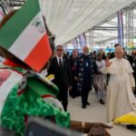 သေးငယ်သော ကြင်နာမှုများသည် ဘဝ၏ ဝှက်ကွယ်နေသော နေ့စဉ်ကဗျာများဖြစ်သည်။