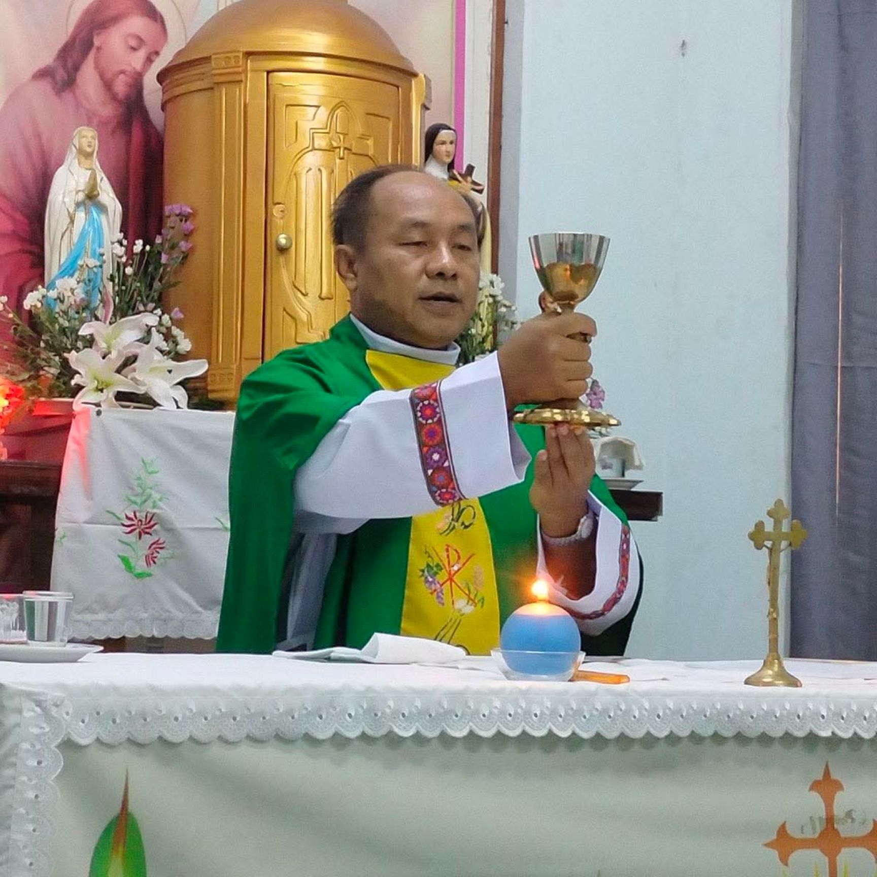 တောင်ငူ ကက်သလစ် ဂိုဏ်းအုပ်သာသနာအတွက် အရိုက်အရာဆက်ခံမည့် သိုးထိန်းဆရာတော်ကို ရွေး ကောက်တင်မြှောက်ခြင်း။