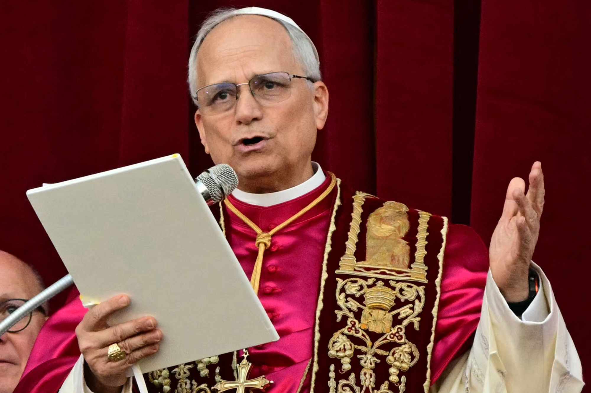 Regina Caeli (ကောင်းကင်ဘုံဘုရင်မ) မေတ္တာတော်ကို ရွတ်ဆိုစဥ် ပုပ်ရဟန်းမင်းကြီး၏မိန့်ကြားချက် များ။