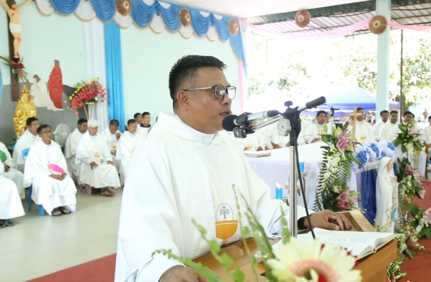 စိပ်ပုတီမယ်တော်သခင်မပွဲနေ့ဩဝါဒတရား။